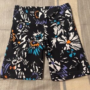 Under Armour Women's Compression High Rise Bike Shorts Vibrant Floral
